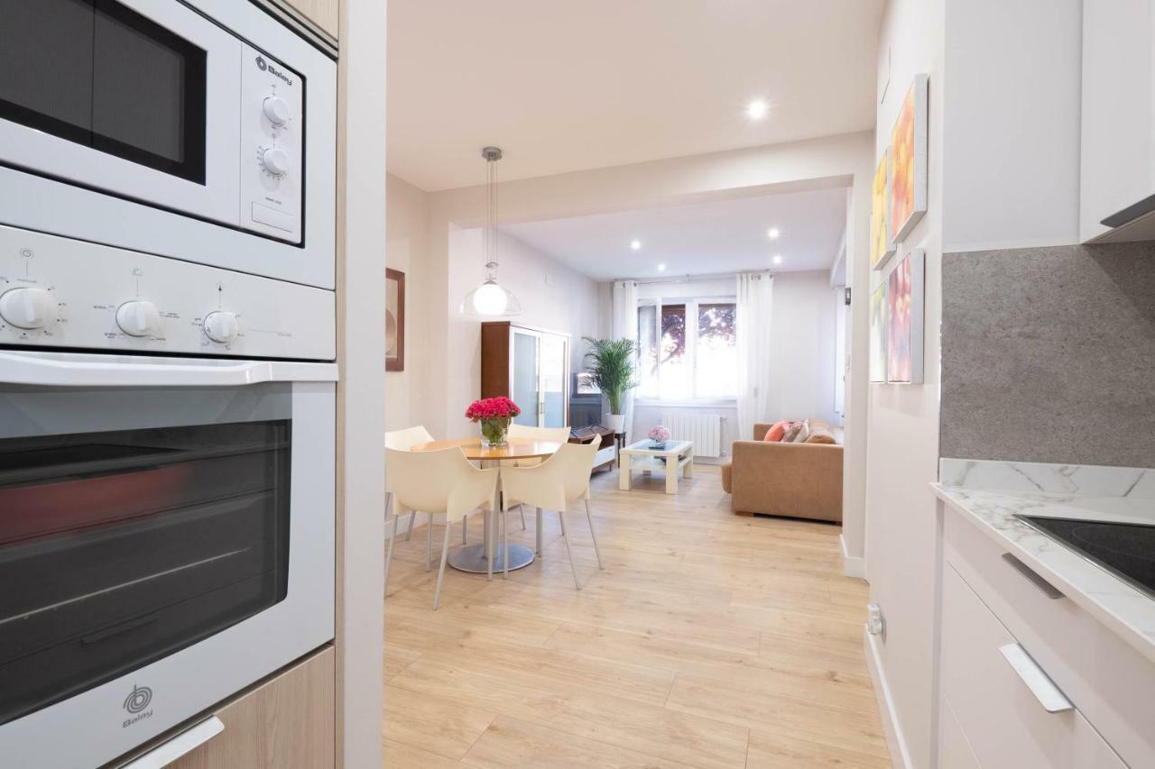 Apartamento Tiboli Con Parking Gratuito Билбао Екстериор снимка